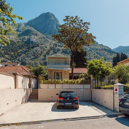 Ocea Studio Apartments Kotor Exterior foto